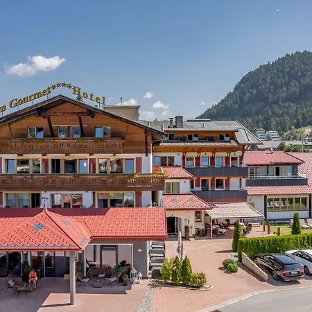 Zum Gourmet ホテル