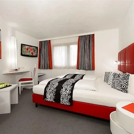 酒店 Zum Gourmet 蒂罗尔-泽费尔德