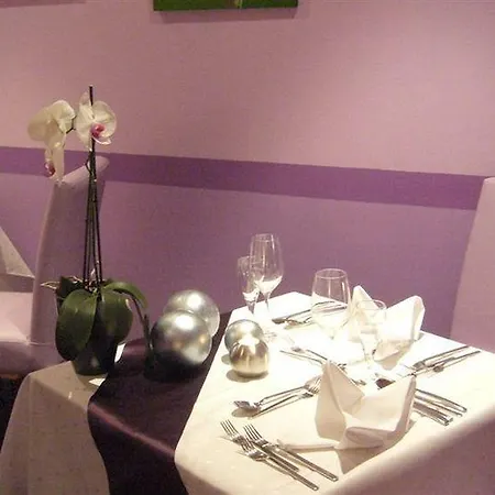 Zum Gourmet Ζέεφελντ