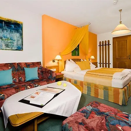 ホテル Zum Gourmet 4*
